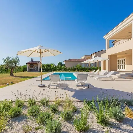 Stella By Istrialux Villa Smoljanci