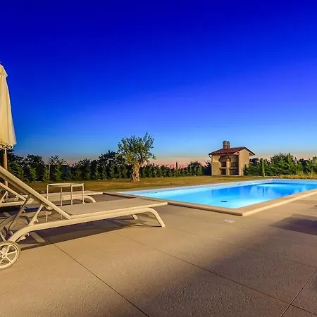 Villa Stella By Istrialux Smoljanci