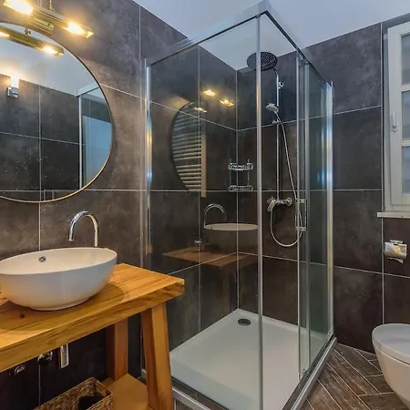 Stella By Istrialux *